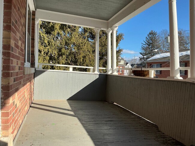 Photo - 10 Erin St Unit 10 Erin Street 2nd Floor