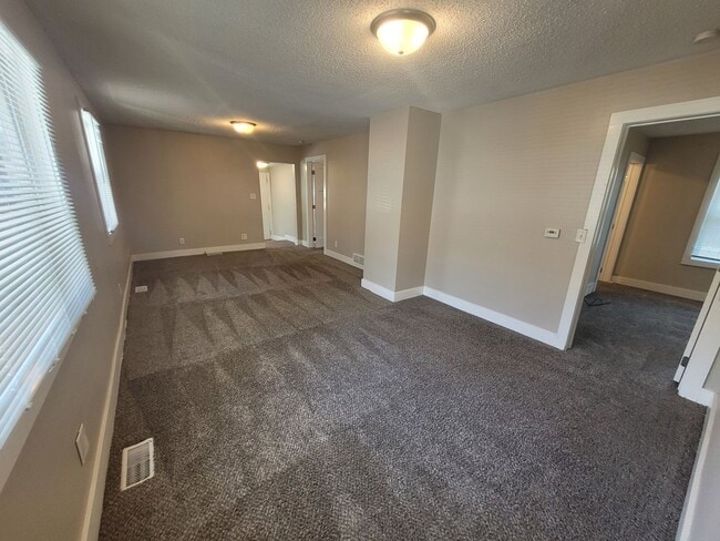 Photo - 2 Bedroom, 2 Bathroom Home with large garage!