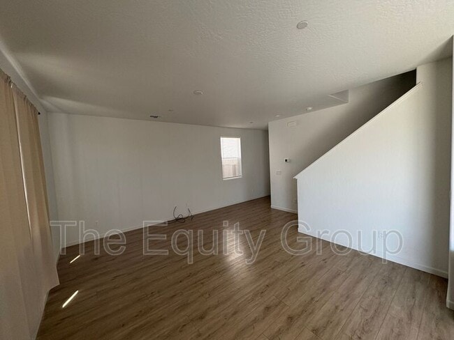 Photo - 1011 W Payson Ave