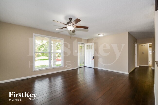 Photo - 3 Oak Point Ct