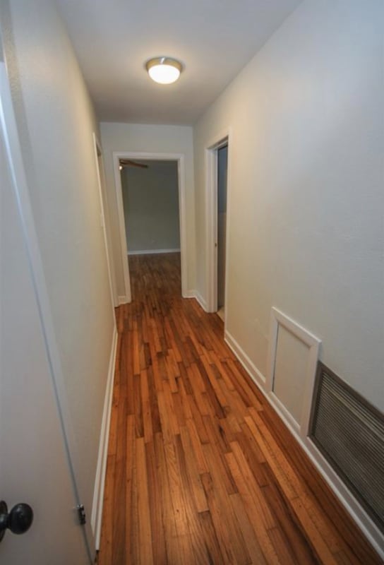 Photo - 194 Meridianna Dr