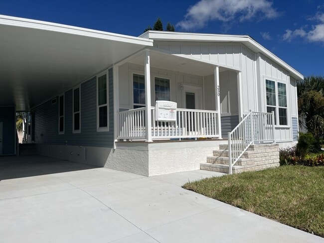 Photo - 250 Bimini Cay Cir