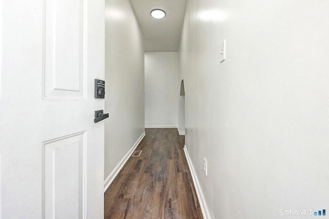 483 Ferry St Unit 1