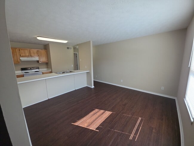 Photo - 640 W Stevens St Unit F3