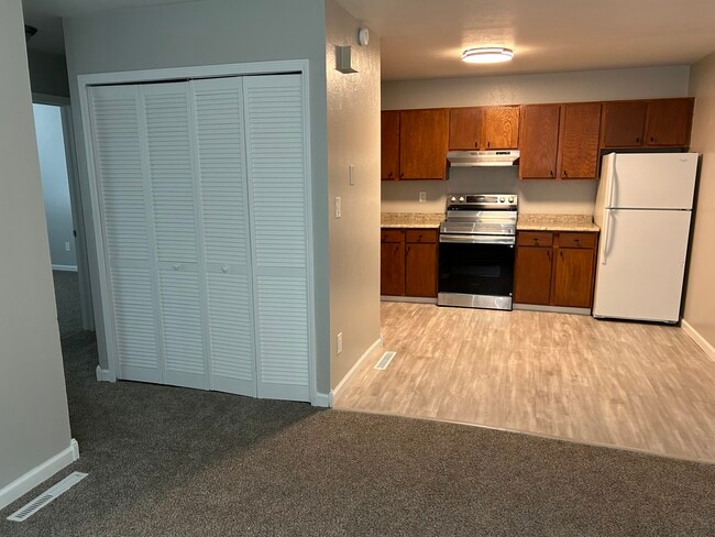 Photo - 4339 Ericson Dr Unit #2