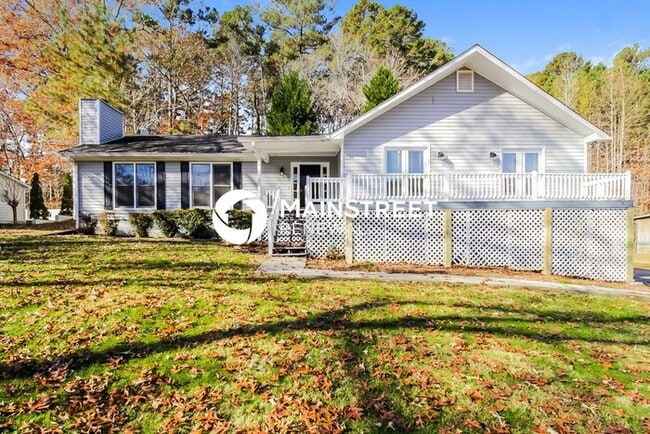 Photo - 3 Bedroom Pet-Friendly Home in CARTERSVILLE, GA with Main Street Renewal