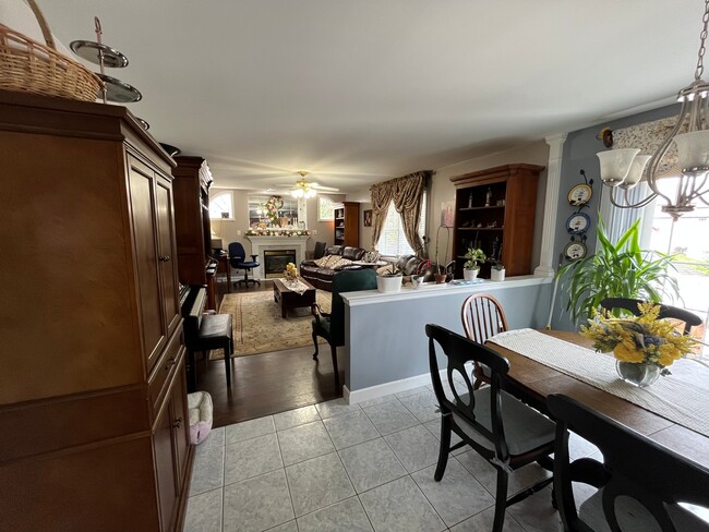 Photo - 1036 Meadow Dr