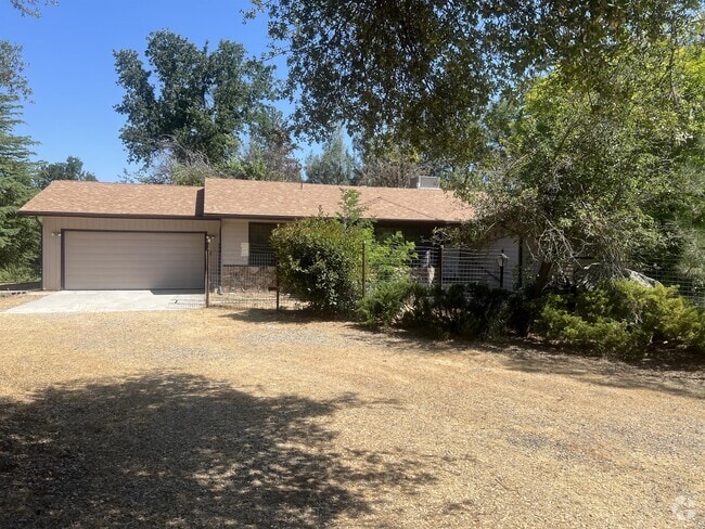 Building Photo - 41256 Sky Vista Pl Rental