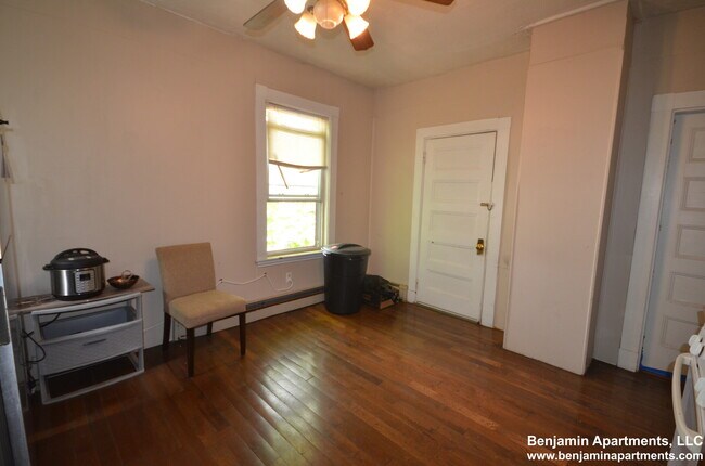 Photo - 77 Walnut St Unidad 1