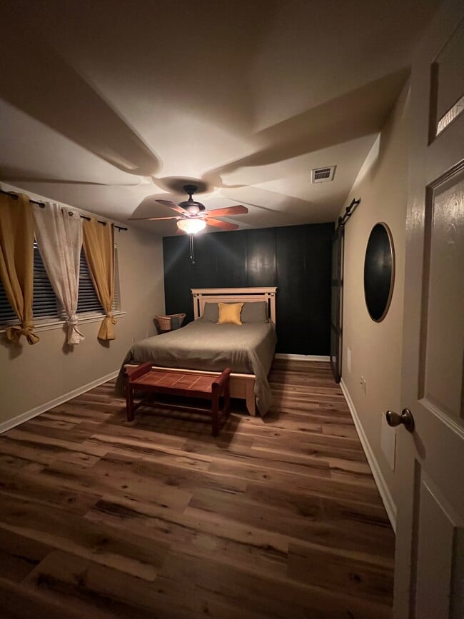 Photo - 3616 Rosetta Dr