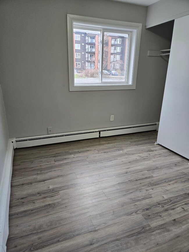 Photo - Comfortable 1-Bedroom Apartment – Heat & Hot Water Included! *PET Friendly* Unit 0002