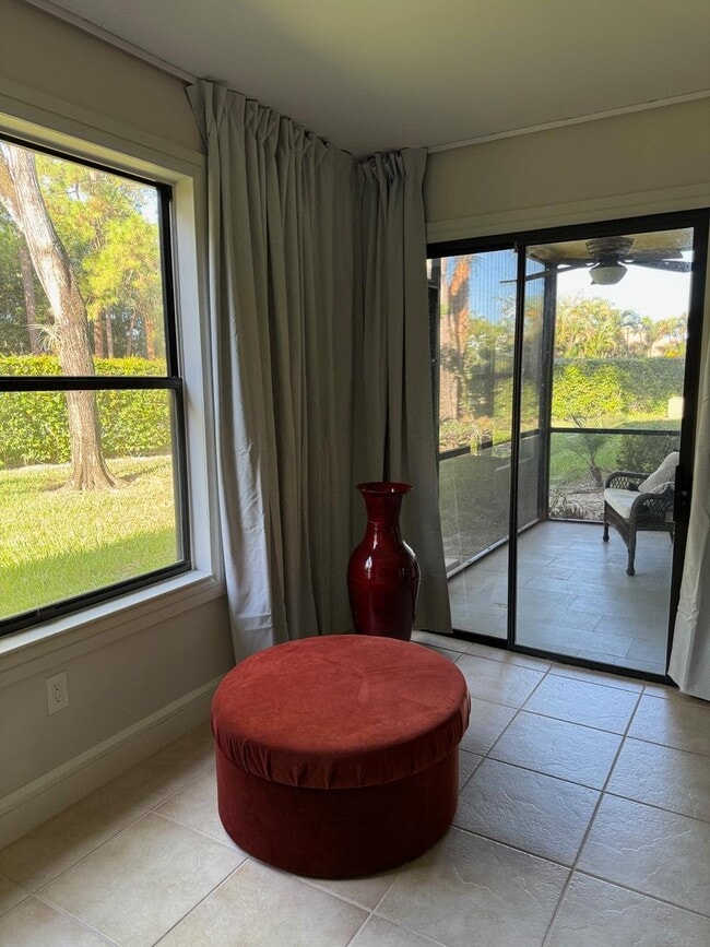 Photo - 12959 Pennypacker Trail Unit 9