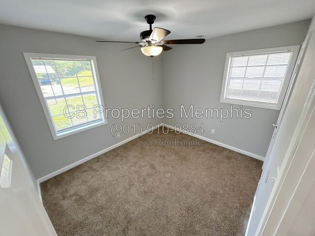 Photo - 3825 Glenburee St
