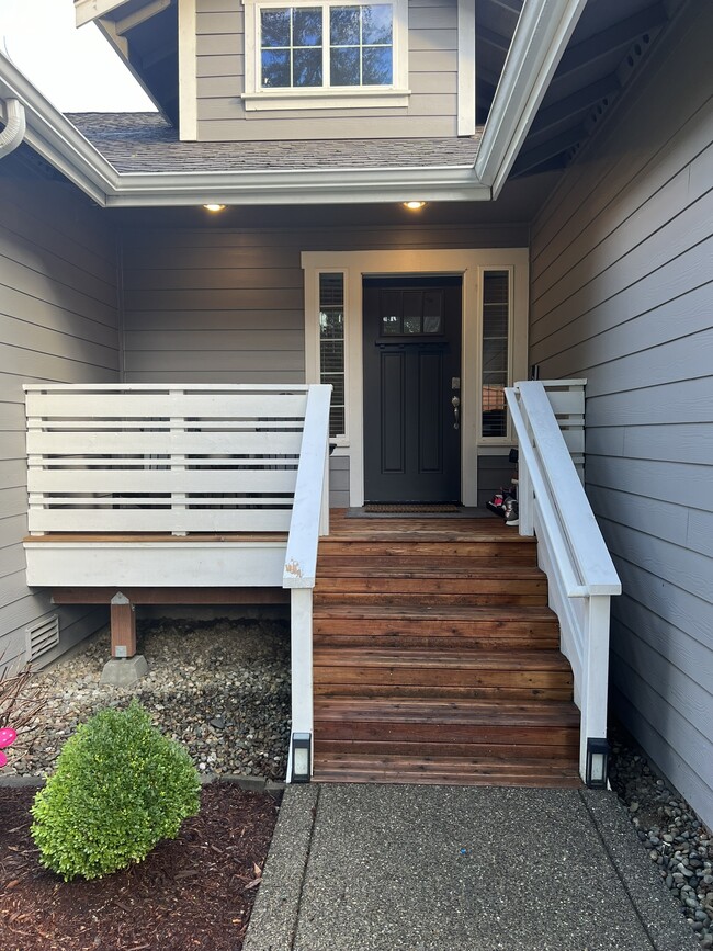 Photo - 381 E Lakeshore Dr