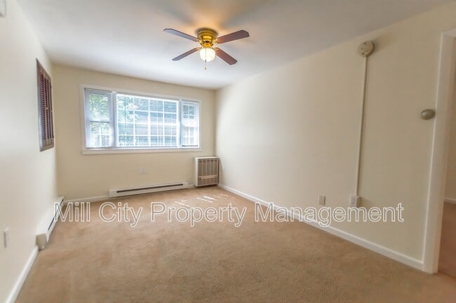 Photo - 20-22 Mitchell Street - 20B