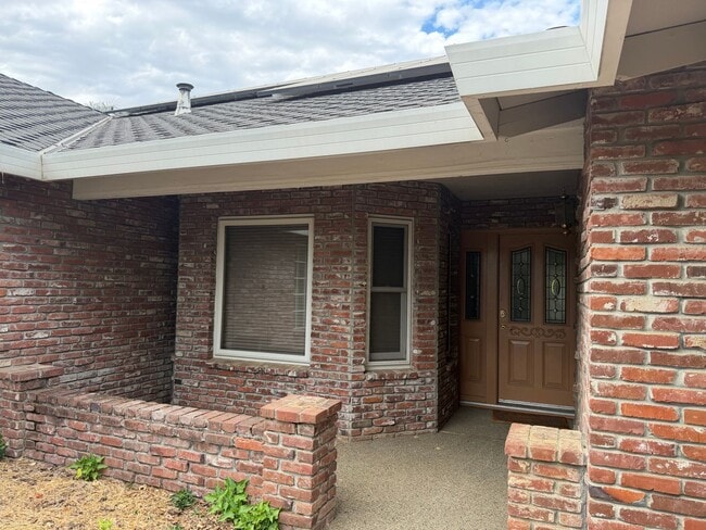 Photo - 5523 Freeman Cir