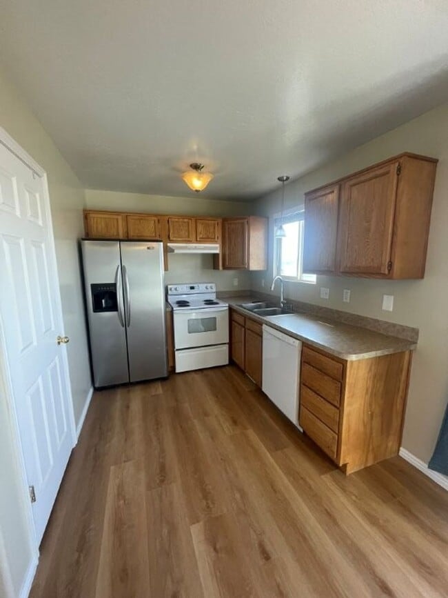 Photo - Your New Chapter Starts Here – 5 Bed, 2 Bath Syracuse Home + 2 Weeks Free!