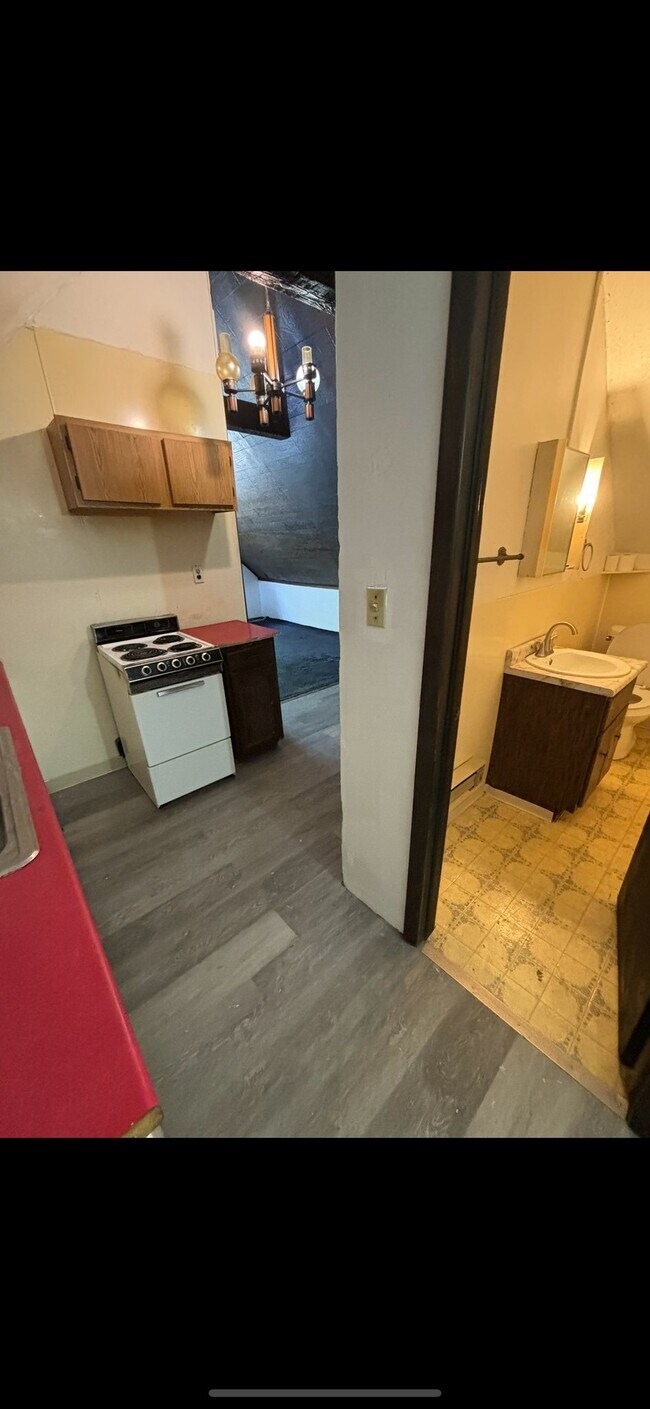 1618 Ferry Ave Unit 3