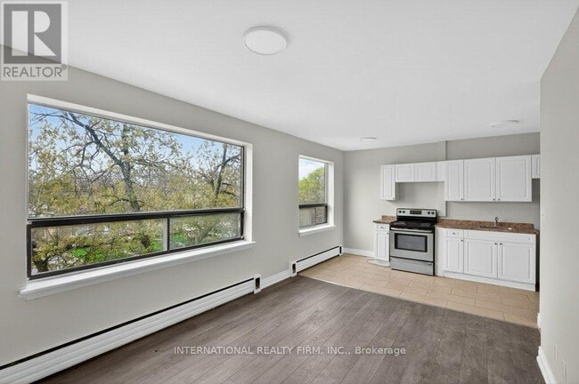 Photo - 295 Melvin Ave Unit 302