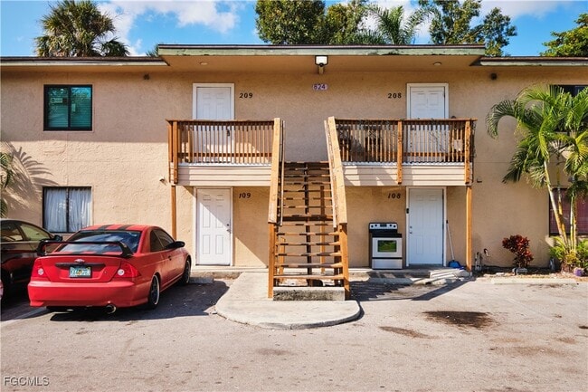 Photo - 824 Alderman St Unit 209