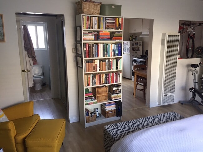 Photo - 110 Brooks Ave Unidad 2