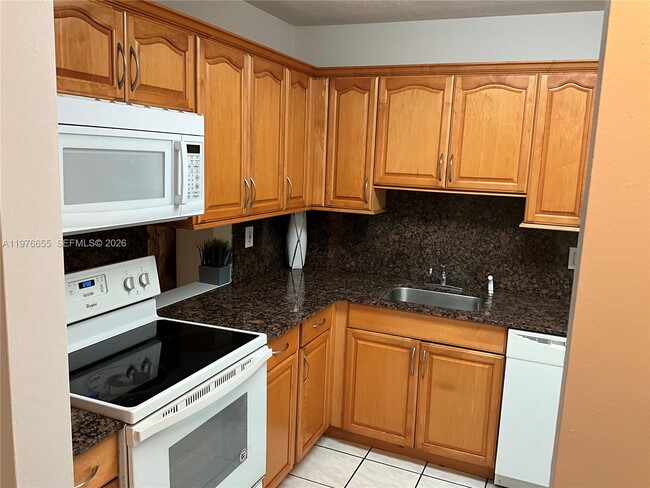 Building Photo - 100 Berkley Rd Unit 202