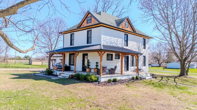 Photo - 1695 Pike St