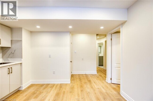 Photo - 5557 Oscar Peterson Blvd