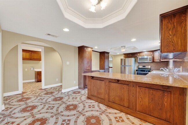 Photo - 805 Ruth St