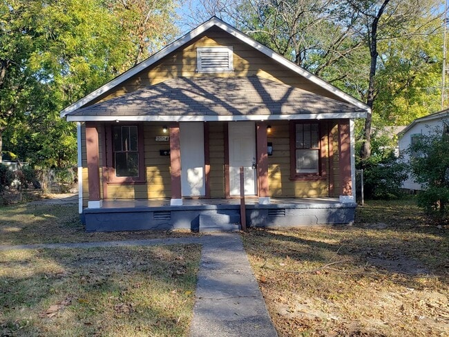 Building Photo - 2004 Franklin St Unit A