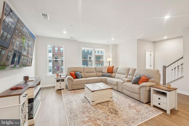 Photo - 4610 Olivine Dr