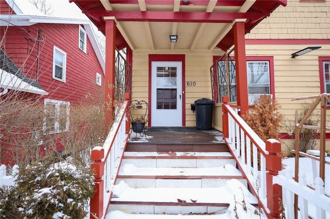 Photo - 610 Mitchell St