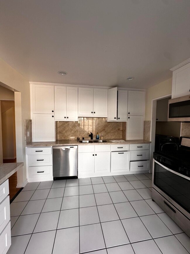 Photo - 13103 Duffield Ave