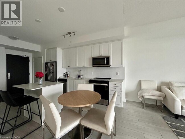 Photo - 55 Duke St W Unit 2107