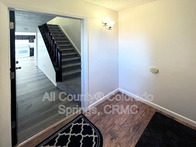 Photo - 1497 Spring Valley Dr