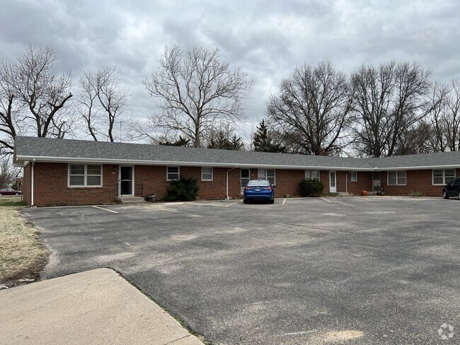 Building Photo - 406 Wood Ave Rental