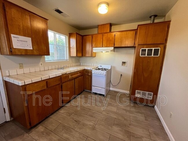 Photo - 62 N Villa St Unit #10