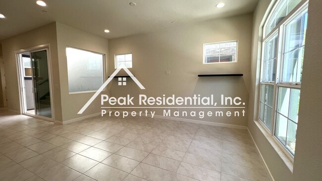 Photo - 3283 Warbler Ct