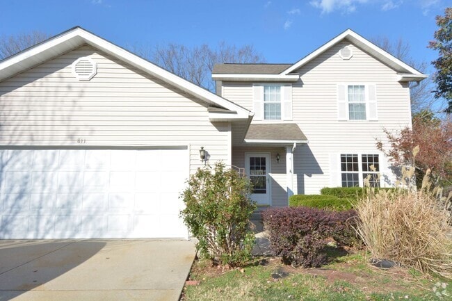 Building Photo - 811 Oxford Dr Rental