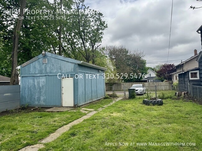 Photo - 1380 Garfield Ave SW