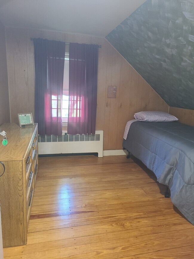 Photo - 6 Cherry Hill Dr