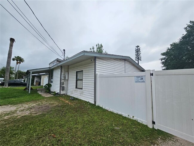 Building Photo - 2955 Sun Pointe Ct Rental