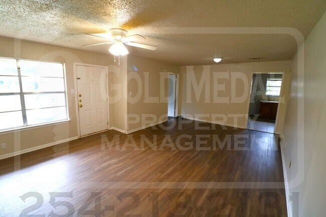 Photo - 1706 Cole St Unit A