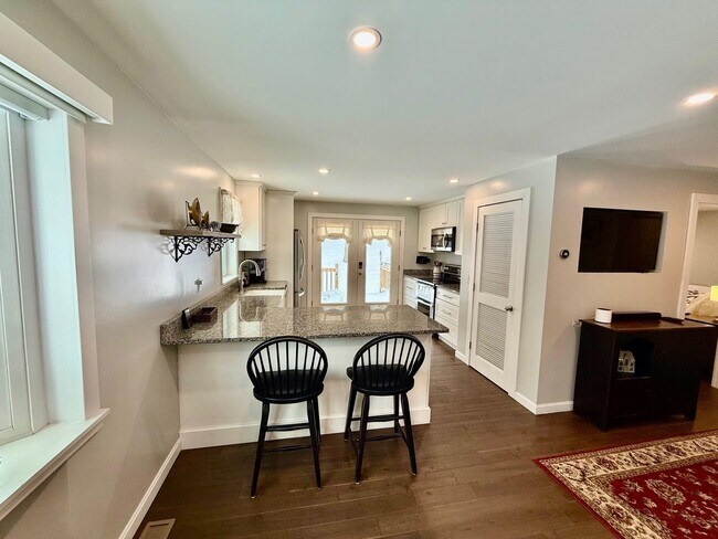 Photo - 24 S Main St