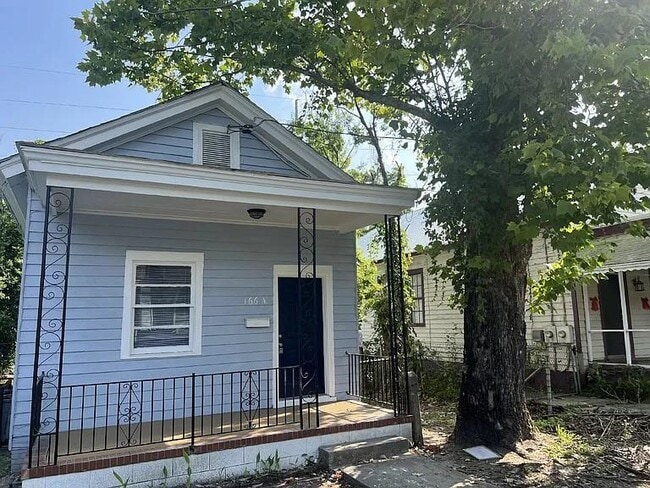 Photo - 1644 Brinson St