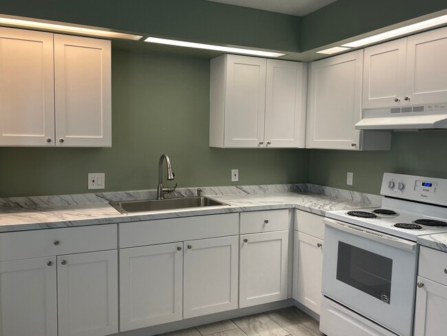 Photo - 101 Lake Hunter Dr