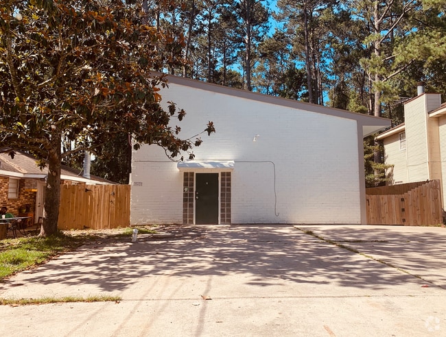 Building Photo - 19435 Slemmer Rd Unit 1 Rental