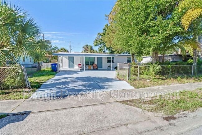 Photo - 3026 2nd St