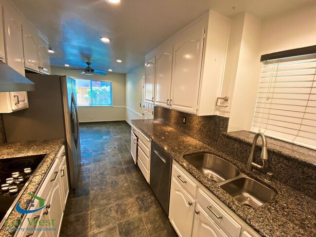 4346 Glenmont Dr