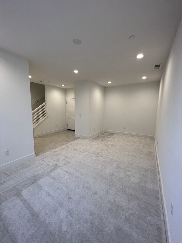 Photo - 426 Semillon Ln